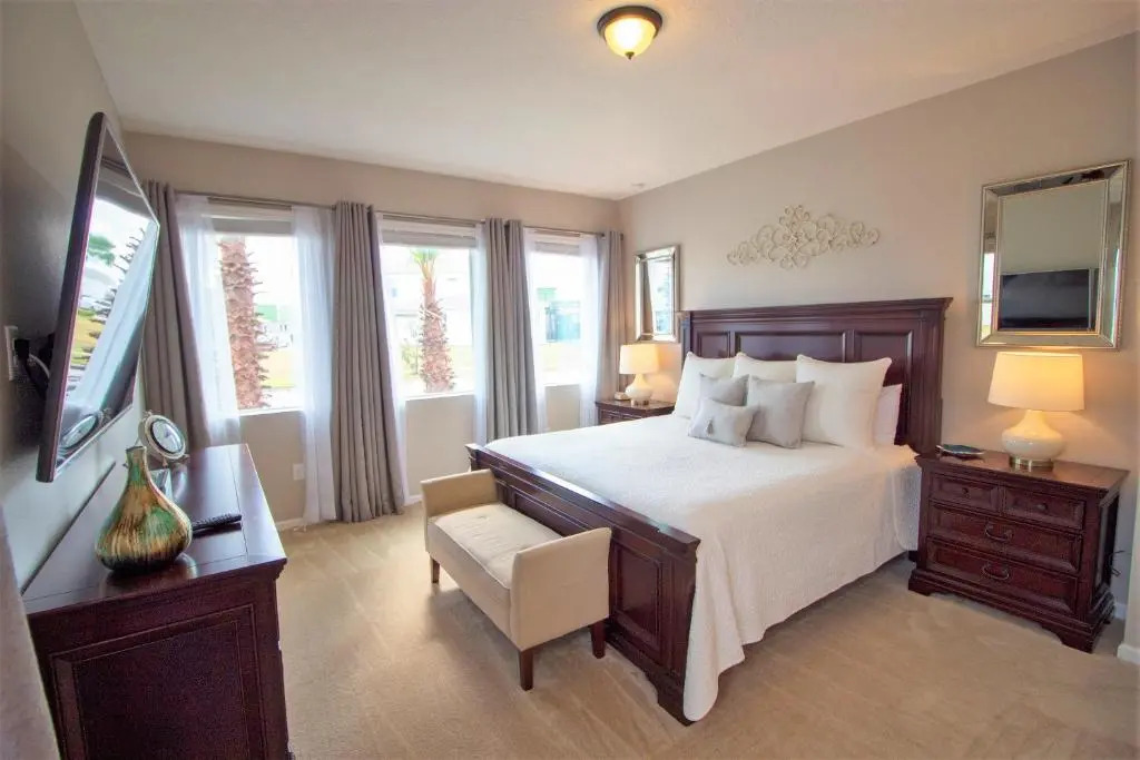 Sonoma Resort 6 Bedroom Vacation Home with Pool 1768