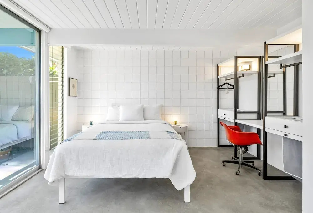 1957 Modern Hideaway