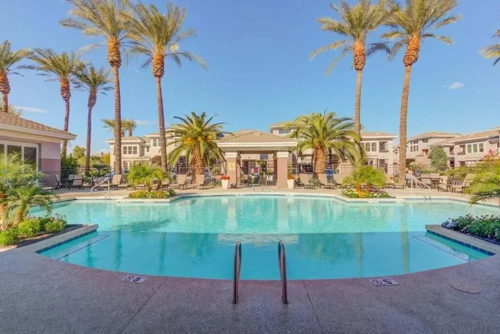 Scottsdale Condo Overlooking Golf Course