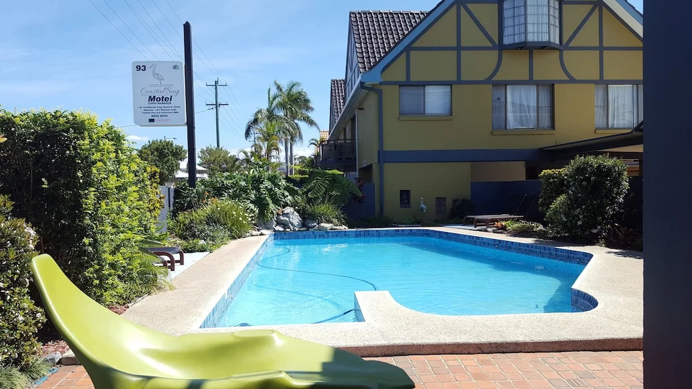 Coastal Bay Motel