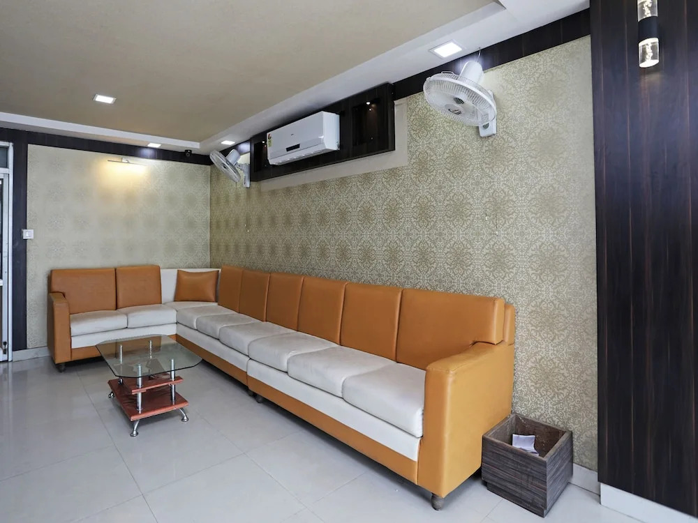OYO 8840 Hotel Namaskar