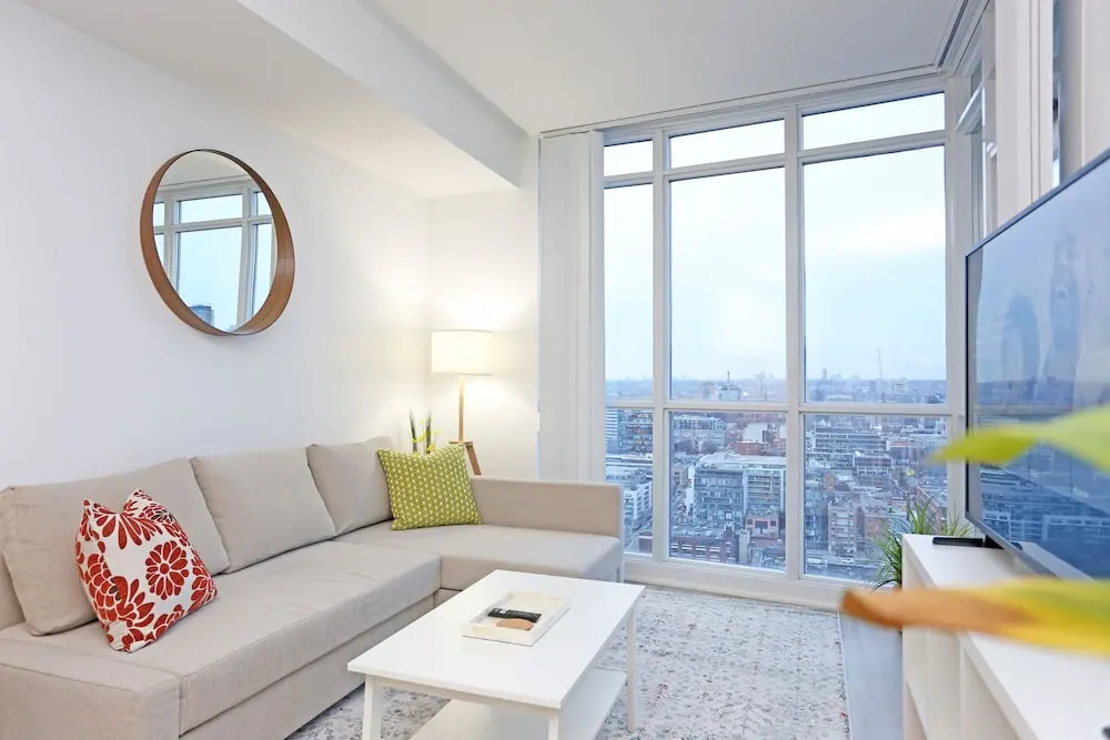 Fabulous Condo in Heart of Downtown