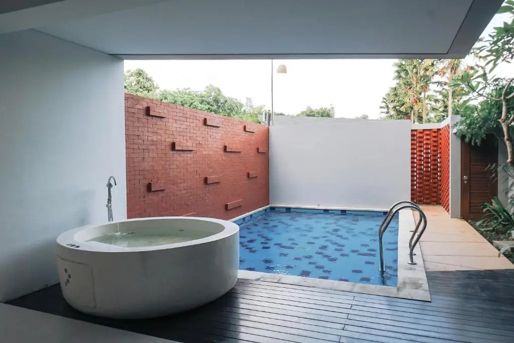 The Chloe Villa
