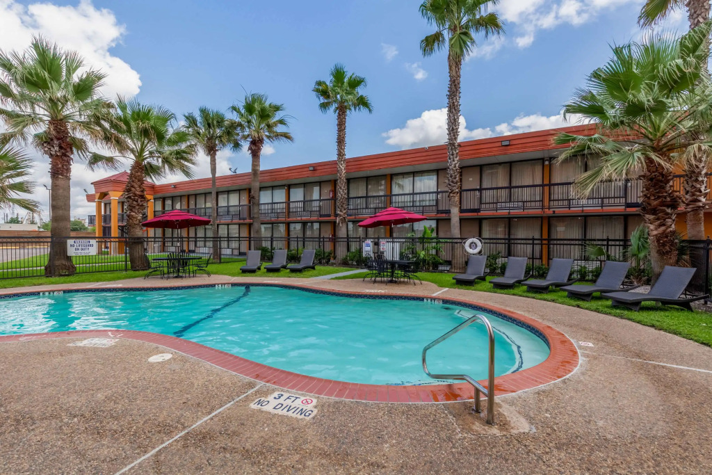 Quality Inn Pasadena - Houston East