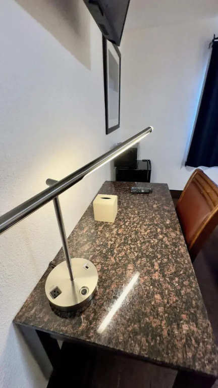 Budget Motel