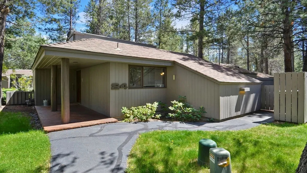 Meadow House 24
