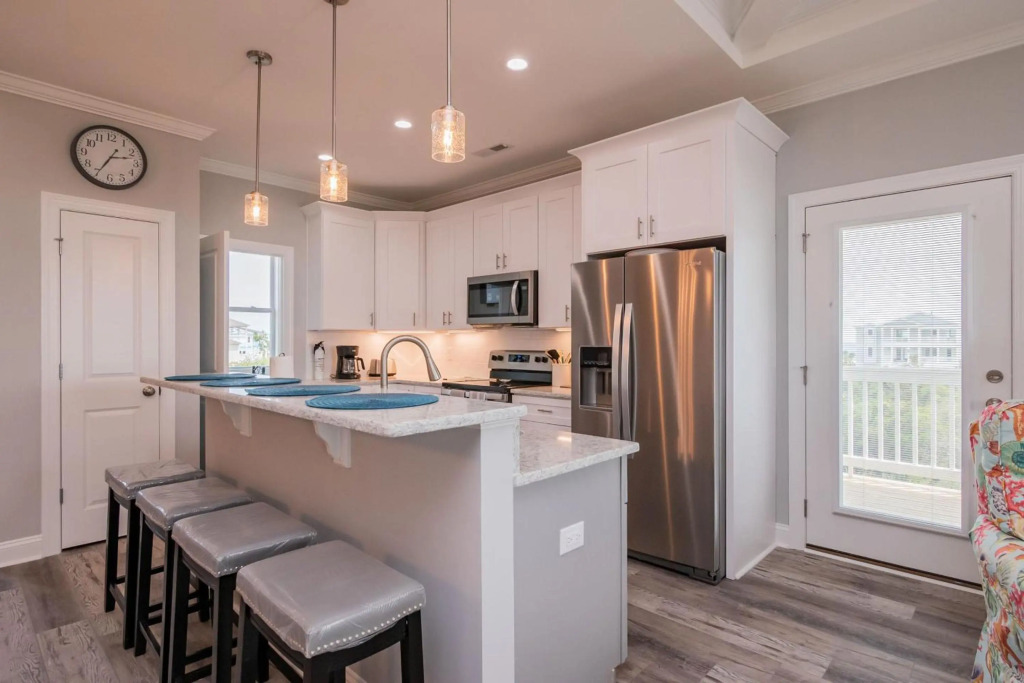Pappys Place by Oak Island Accommodations