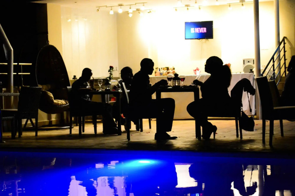 Emeli Hotel