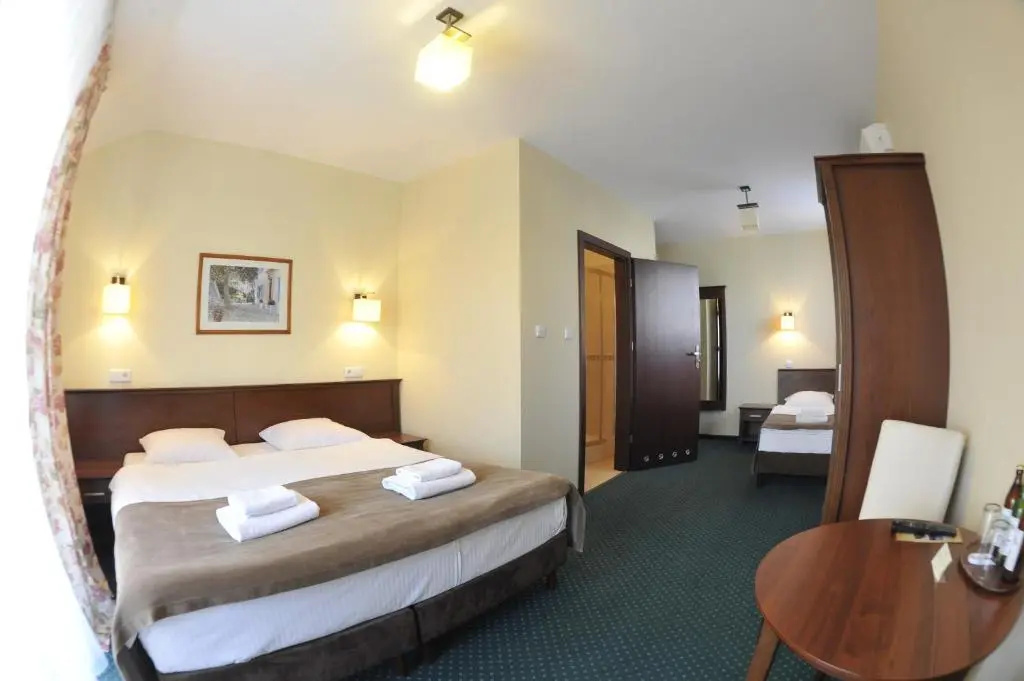 Hotel Lotos