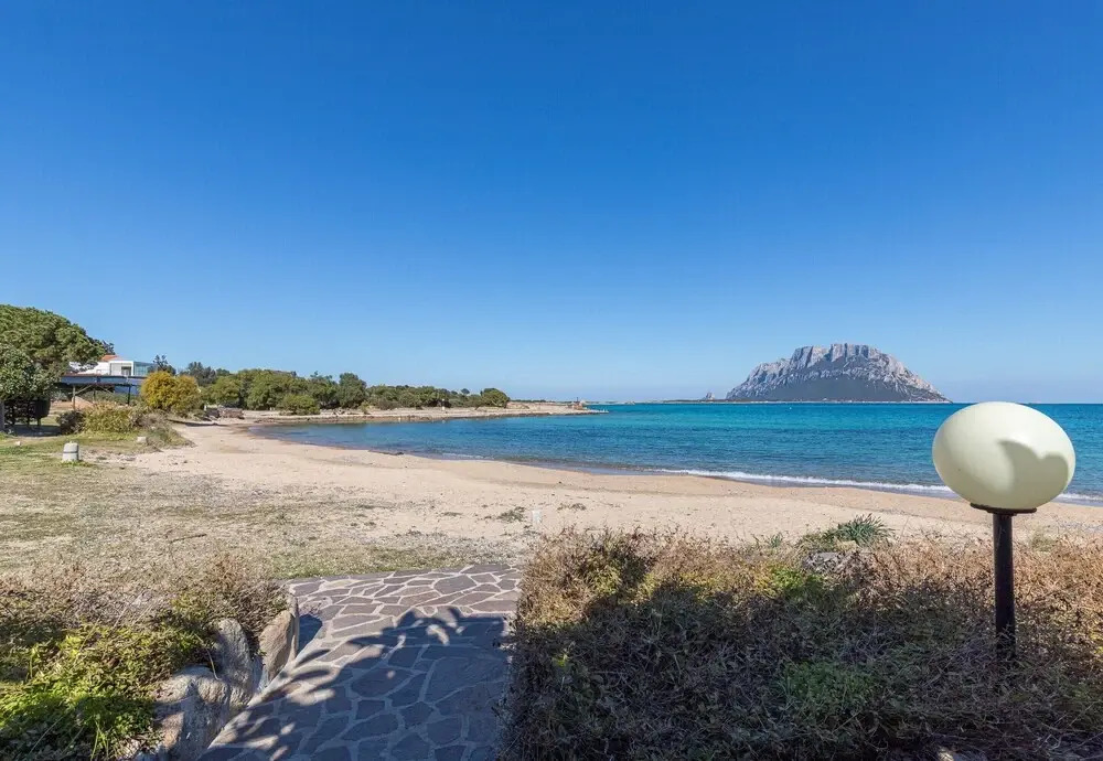 I Fari 23 600mt From The Beach