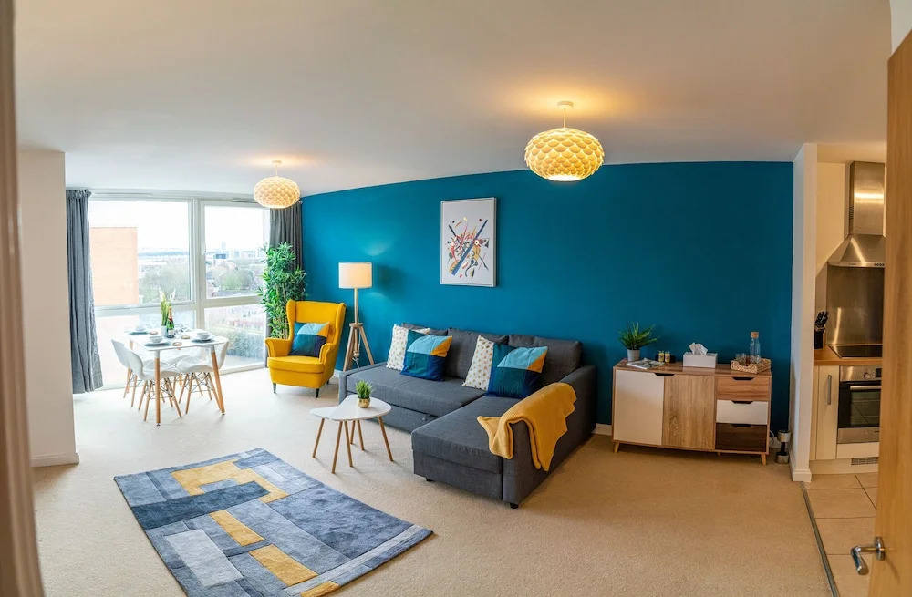 Rueben Suite By EAA Homes