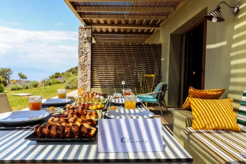 Elimnion Resort