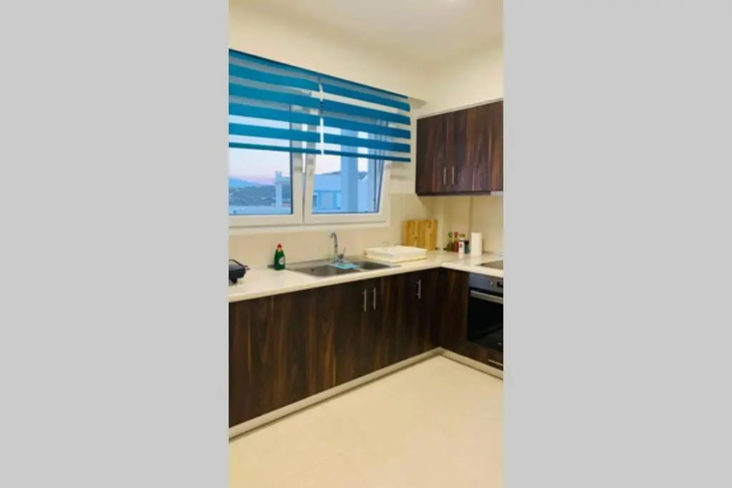 AKROTIRI ELEGANT SUITE No1
