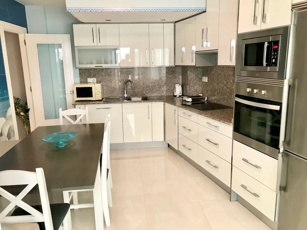 Levante Seafront Beach Apartment