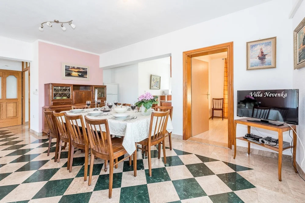 Apartments Babic