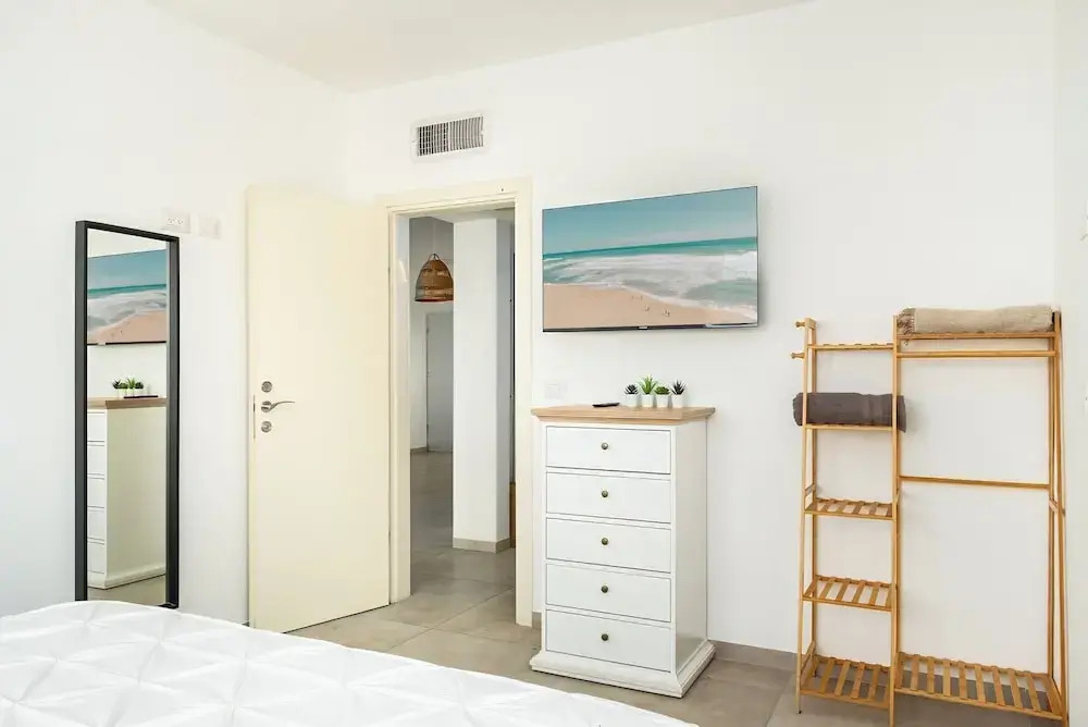 MAMAD - Sea Breeze Netanya Retreat by Sea N Rent
