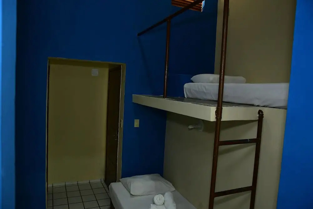 Hotel Serrano