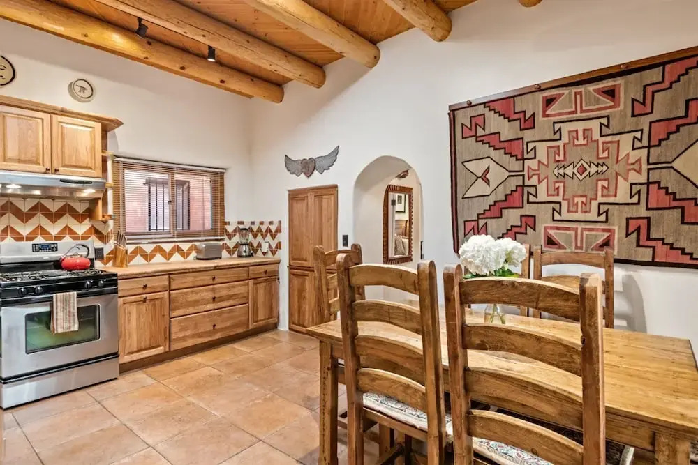 Amor - Historic Adobe in the Heart of The Railyard and Downtown Santa Fe, Hot Tub