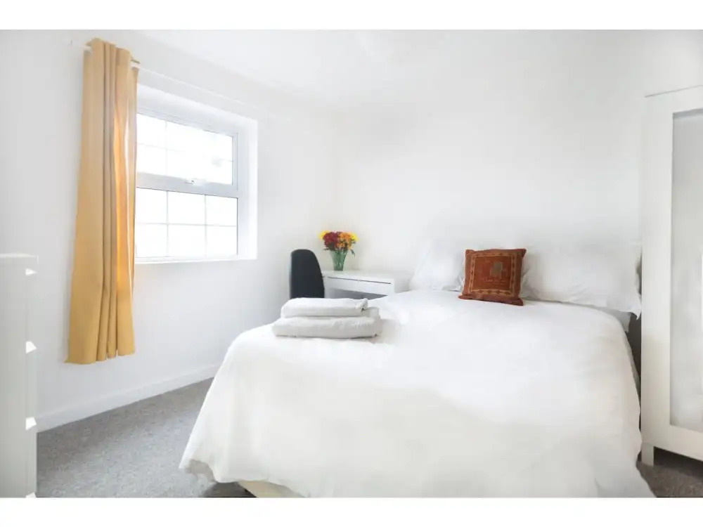 Newly Refurbished House in Bath - Sleeps 3