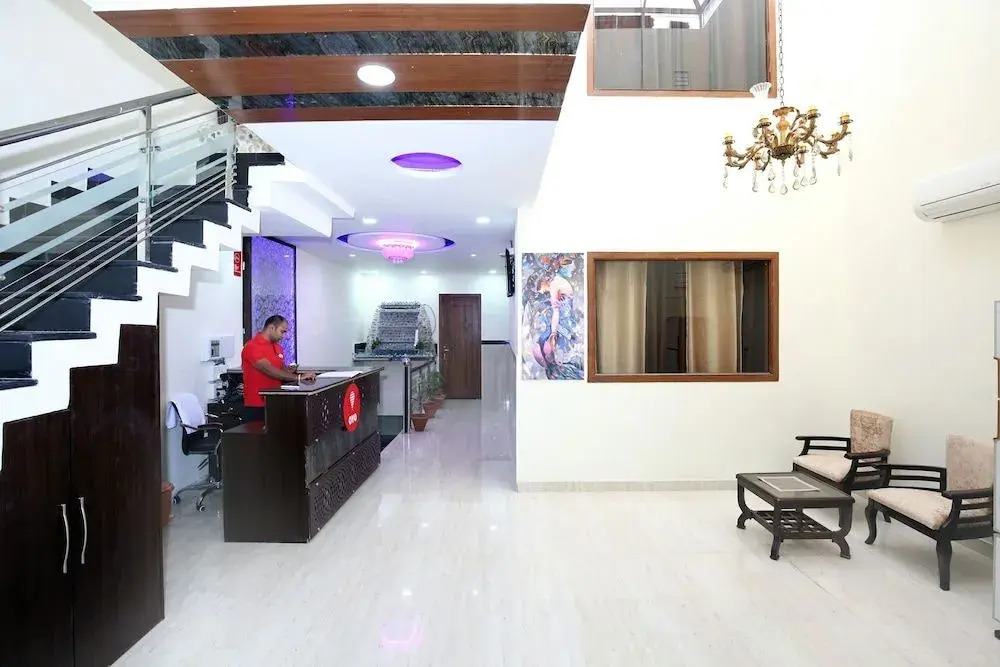 OYO 322 Hotel Royal