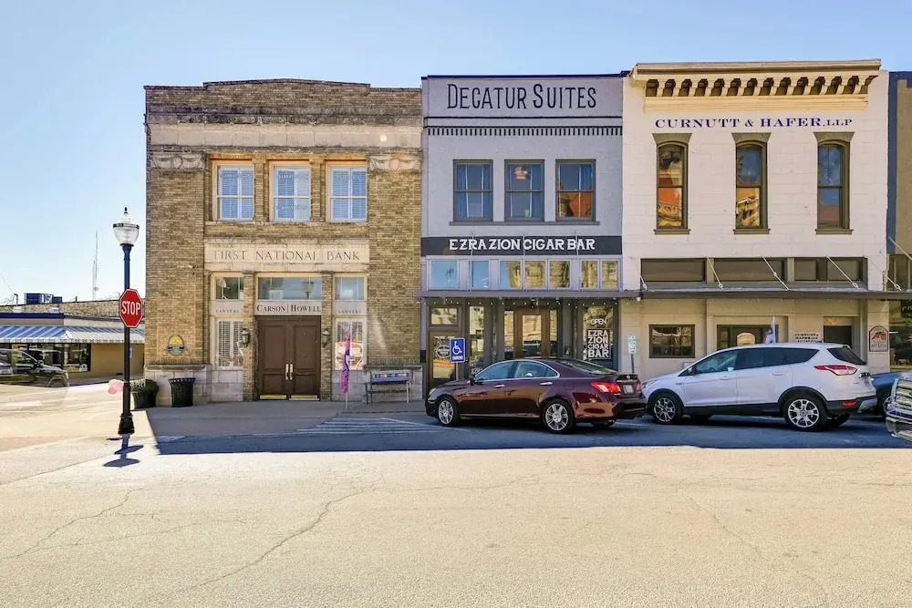 Dtwn Decatur Apt: Walk to Restaurants & Shops