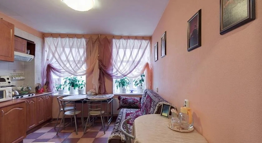 Отель Эстера