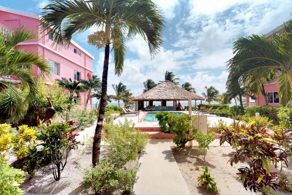 Palm @ Caribe Island