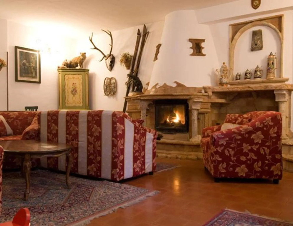 LH Albergo il Paradiso