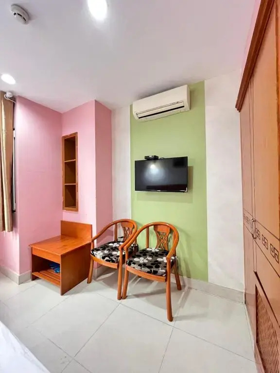 Valentine Luxury hotel - 31 Bui Vien Street