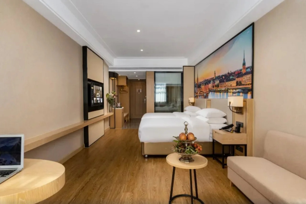 Vienna Hotel(Shunfengshan Park, Shunde)