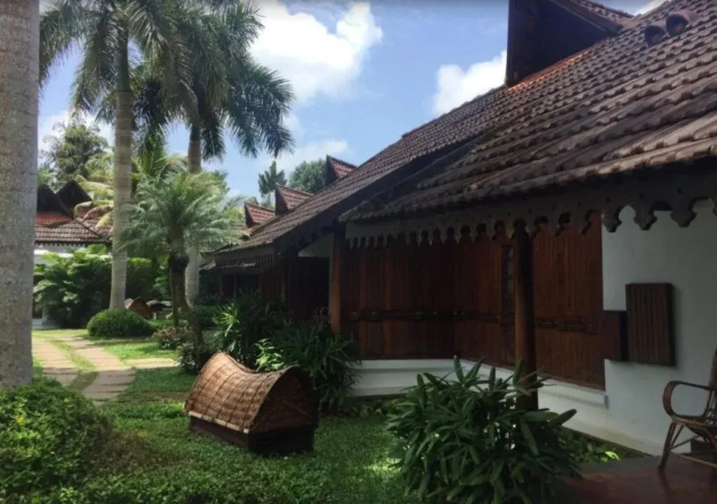 Lake Palace Family Resort Kumarakom