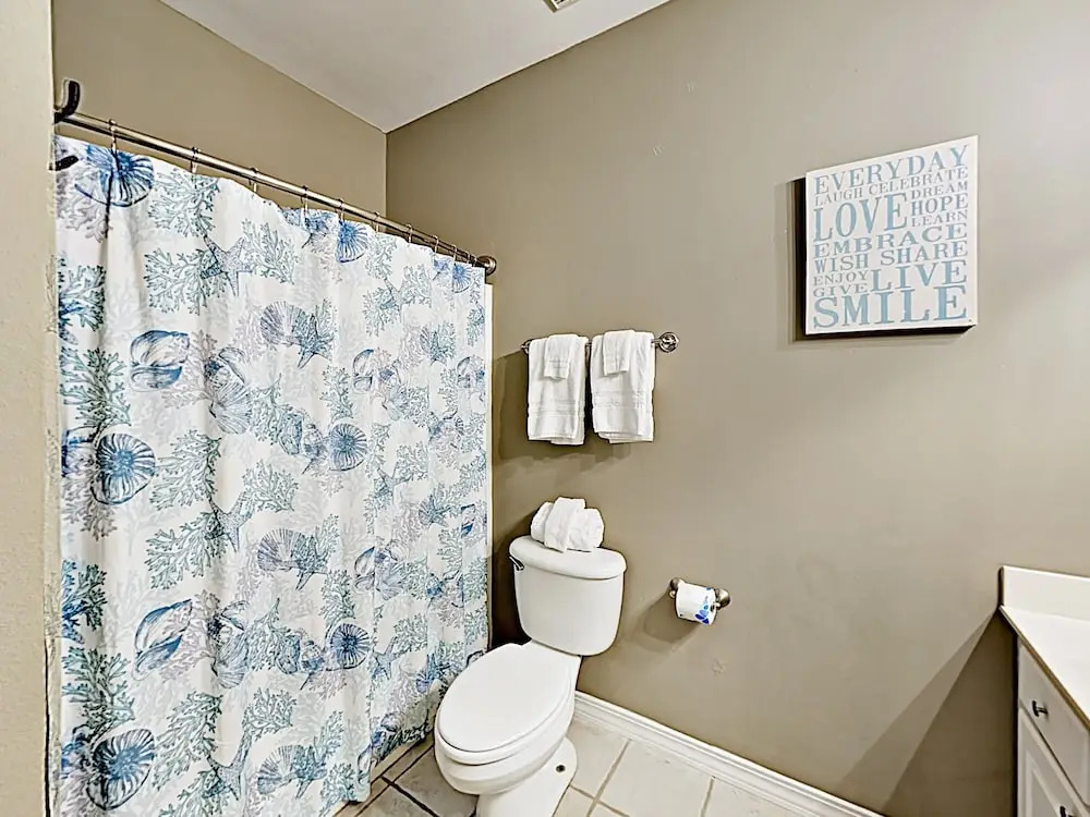 Dreamy W/ Pool, 4 Miles To Orange Beach 3 Bedroom Condo