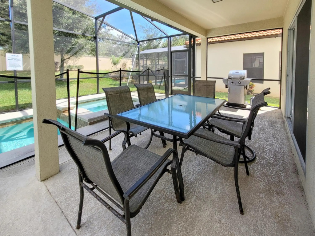 5Br 5 Bath Pvt Home Pool BBQ 11min Disney 2744ft