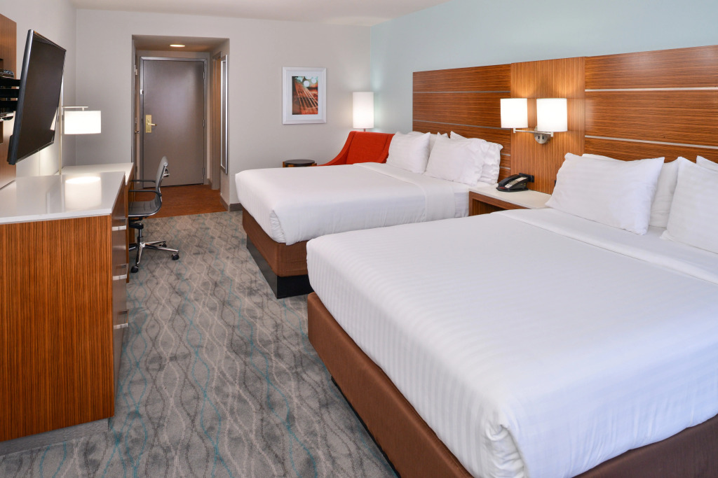 Holiday Inn Express & Suites Austin North Central by IHG