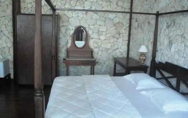 Hotel Nirwana Laut