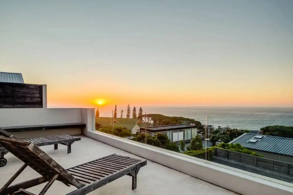 Stylish Family Villa w Pool Garden Putt-putt Villa Olivier