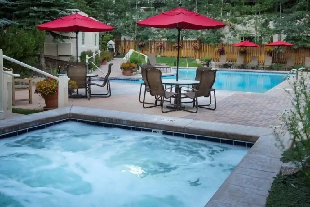 Luxury 2 Bedroom Residence In Lionshead Village - Pool, Spa & More