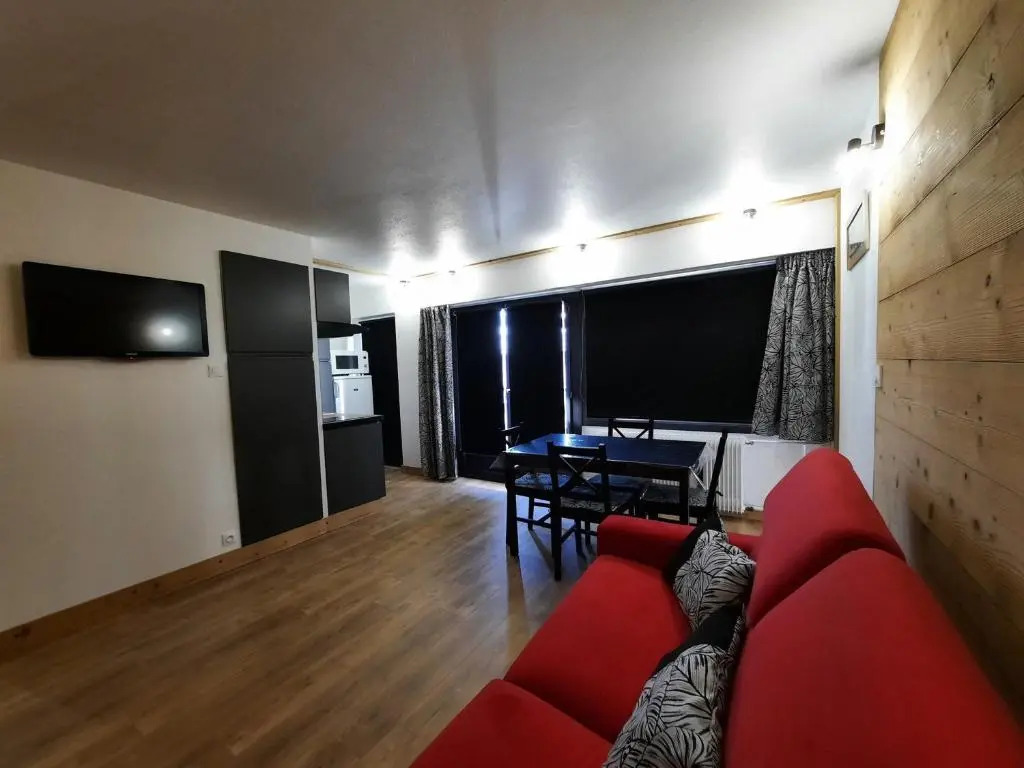 Appartement Les Menuires, 1 pièce, 4 personnes - FR-1-452-257