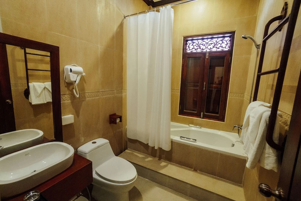 Lux Hotel