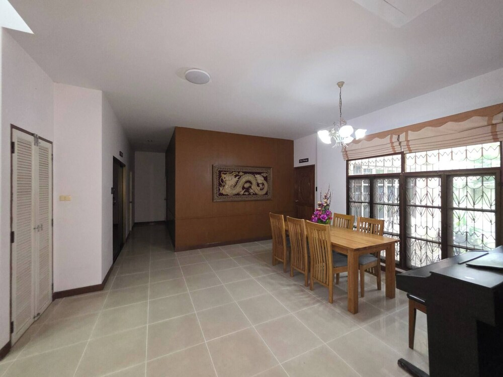 Entire Home at Racha Herb Gardens 5br, Sleeps 11