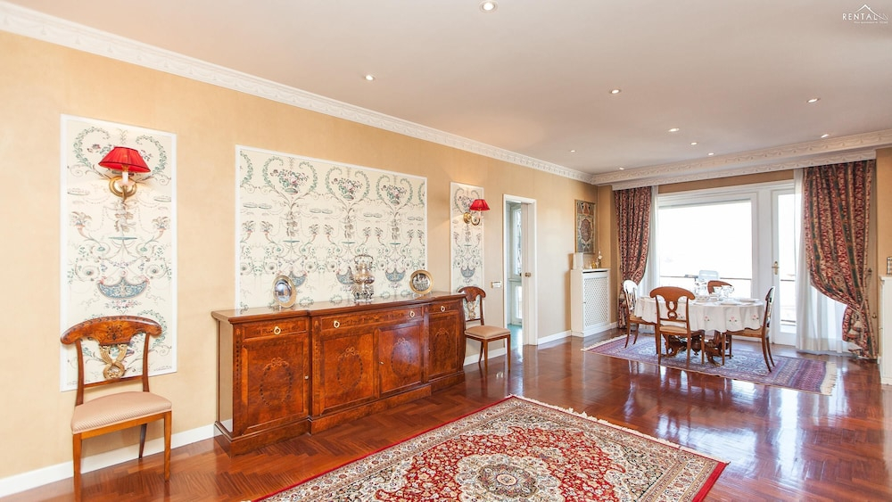 Rental in Rome Aurelia Montana Luxury Apartment