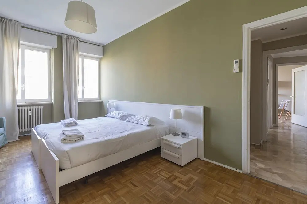 JOIVY Trendy Flat W/Balcony