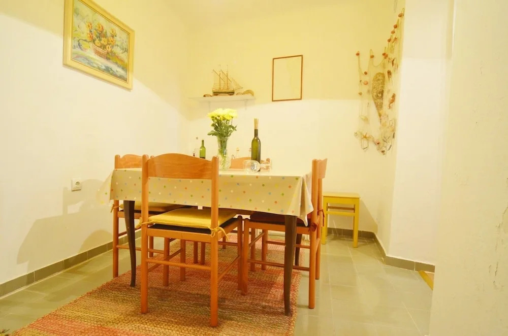 Amici Apartment