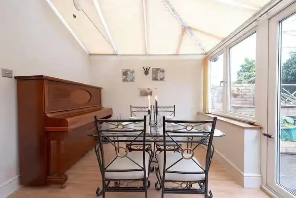 3bedroom Sleeps8 Parking Familyfriendly Nearexcel