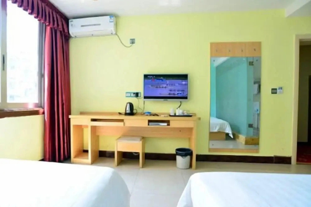 Yijia Express Hotel