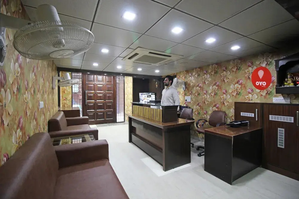 OYO 9024 Hotel Secret Miraz
