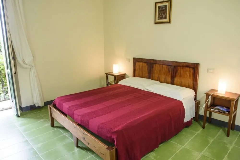 Barone GR Macrì Agriturismo Modi