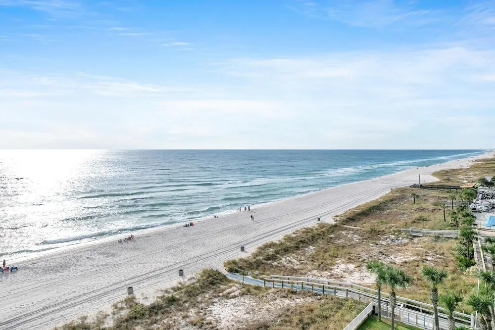 Ocean Reef 704