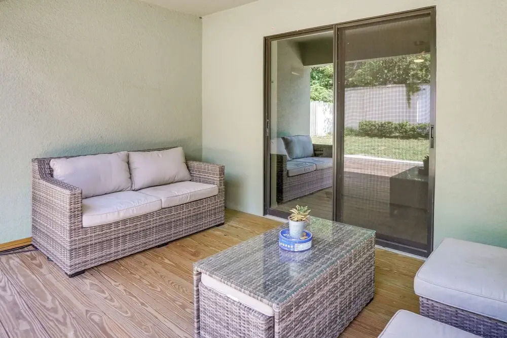 Tavares Retreat w/ Covered Patio & Private Yard