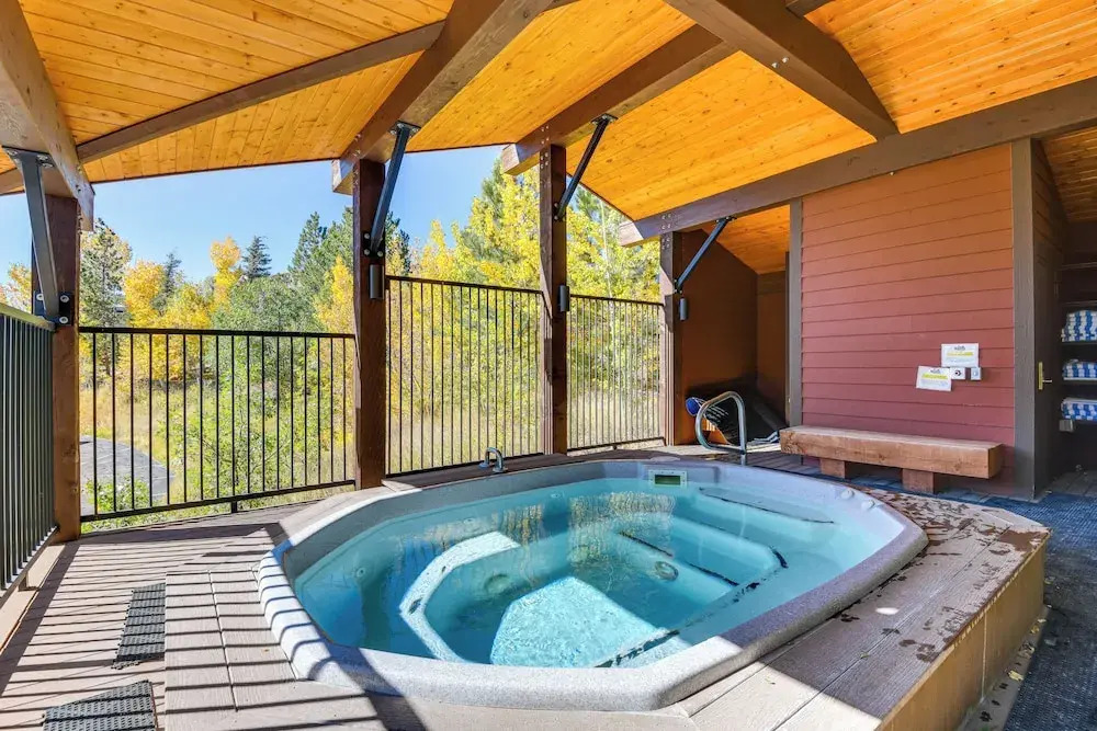 Mtn-view Steamboat Condo: Shuttle to Resort